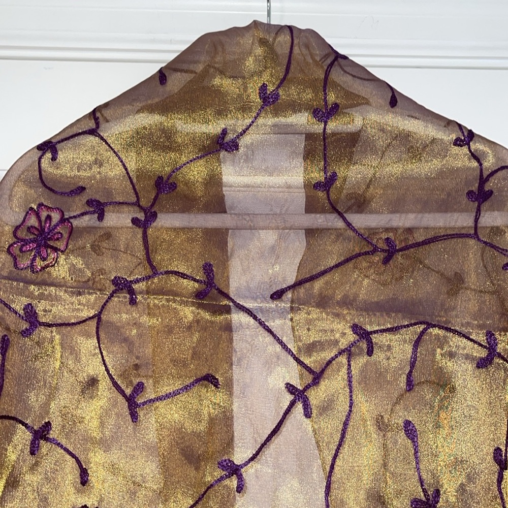 Gold/Bronze Metallic Shimmery Vintage Wrap with Purple Flowers - Picture 4 of 10